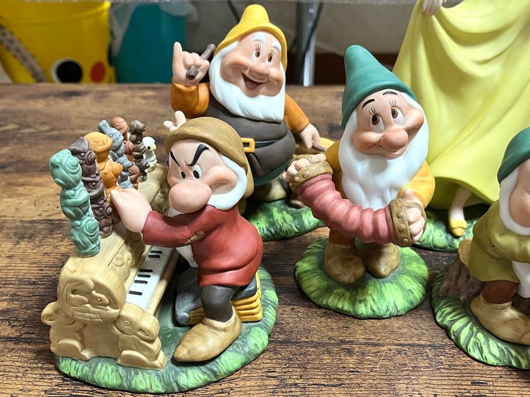 ディズニー 加藤工芸 白雪姫 七人の小人 陶器 置物