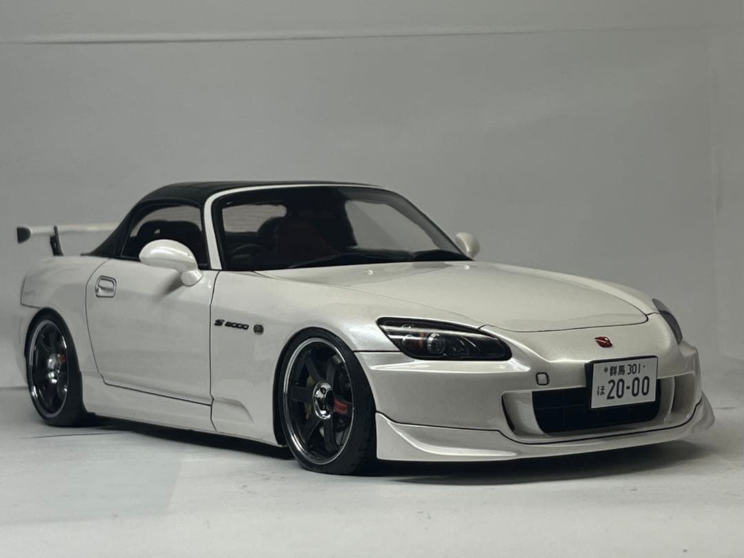 ignition model 1/18 ホンダ S2000 AP2 ホワイト 改
