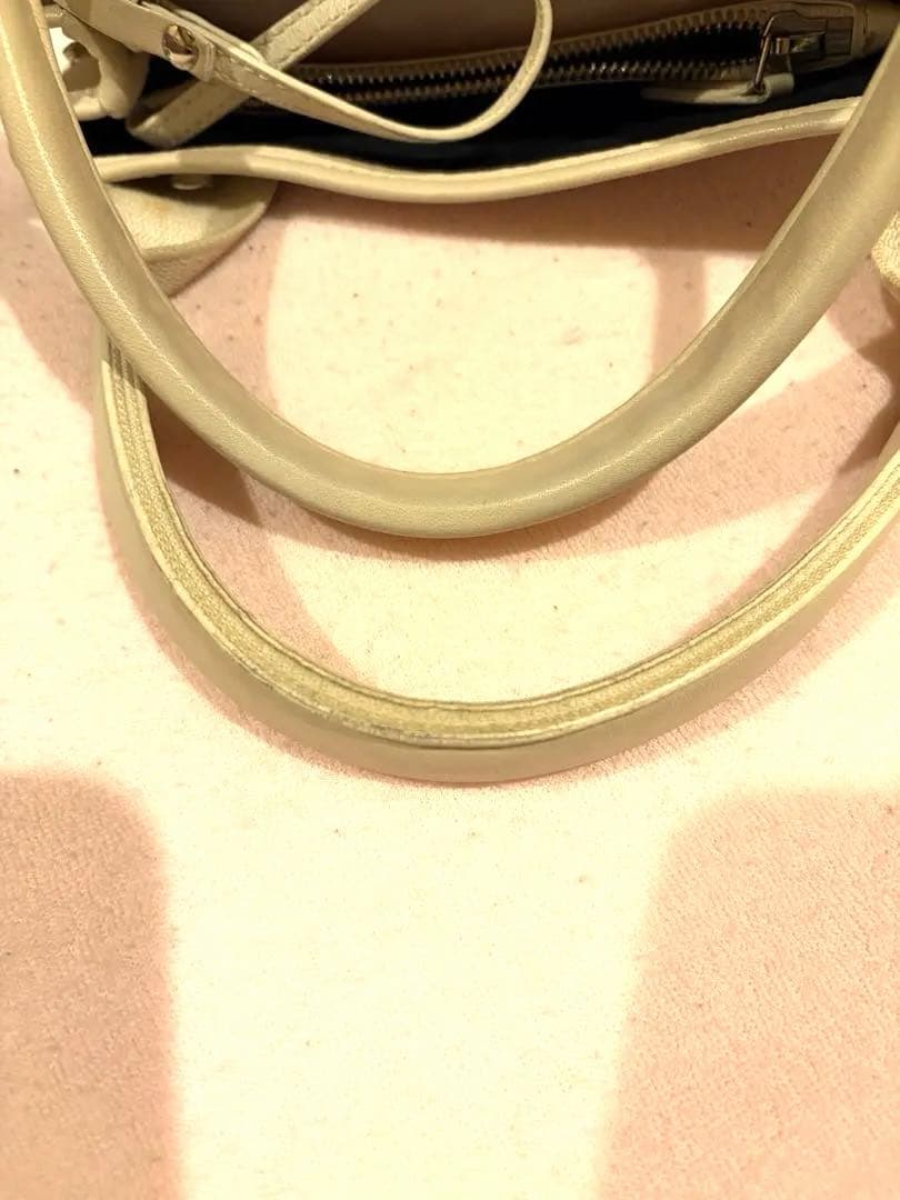 BALENCIAGA ネイビーカバスS クリームホワイト　バレンシアガ バッグ