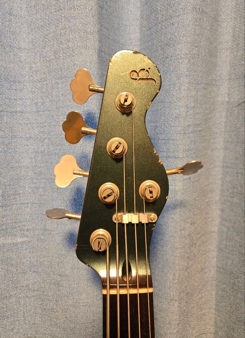 Black Smoker BETA J5 TRAD MASTER エレキベース