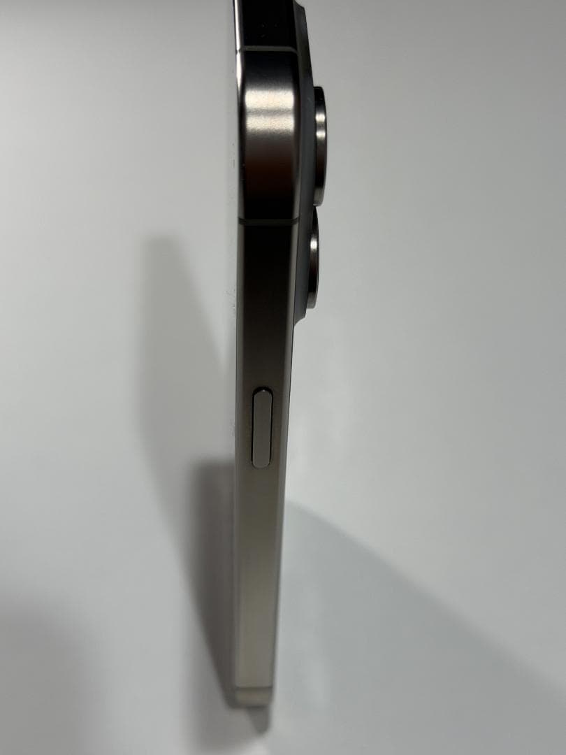 【美品】iPhone15 Pro 128GB ナチュラルチタニウム SIMフリー