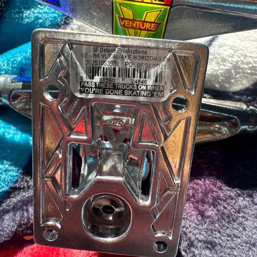 ベンチャートラックAWAKE HORIZON 5.2HI定価¥10,340-