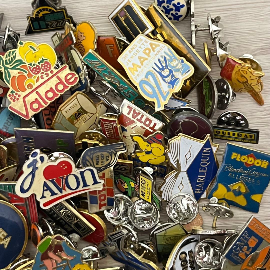 集めたくなる フランス　ピンバッジ　200個セット　まとめ売り　ヴィンテージ 6