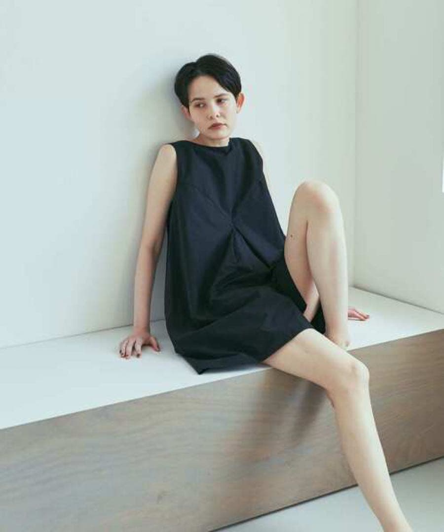 urban research 水着　ラッシュガード