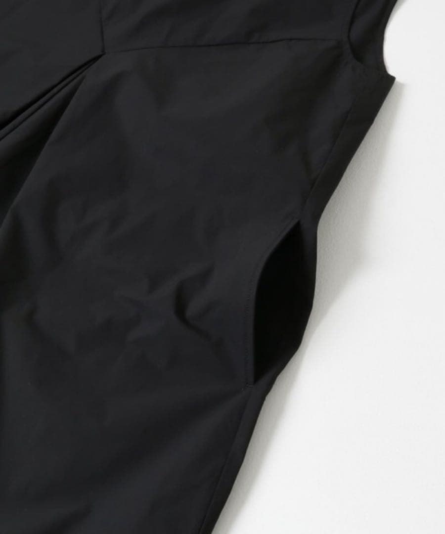 urban research 水着　ラッシュガード