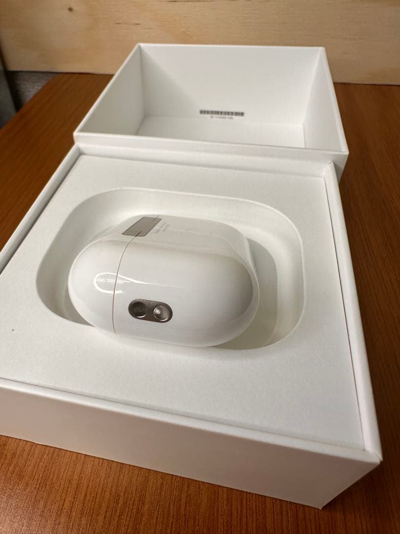 【正規品】AirPods Pro 第2世代 MQD83J/A M6QWP