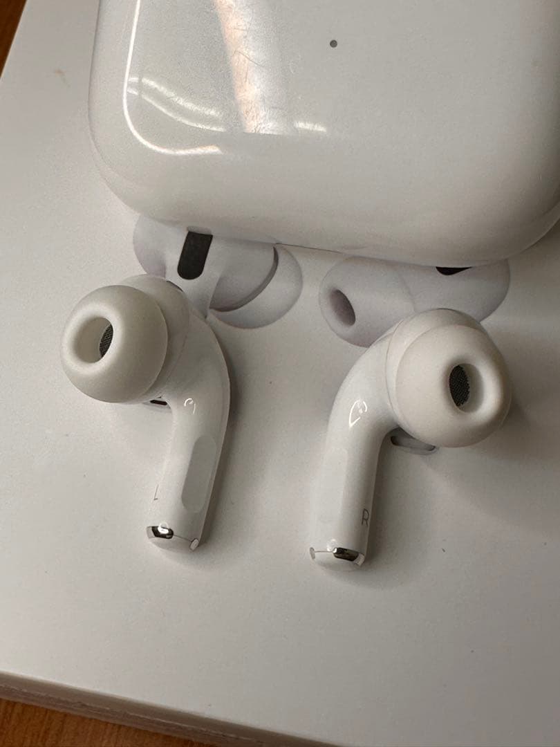 【正規品】AirPods Pro 第2世代 MQD83J/A M6QWP