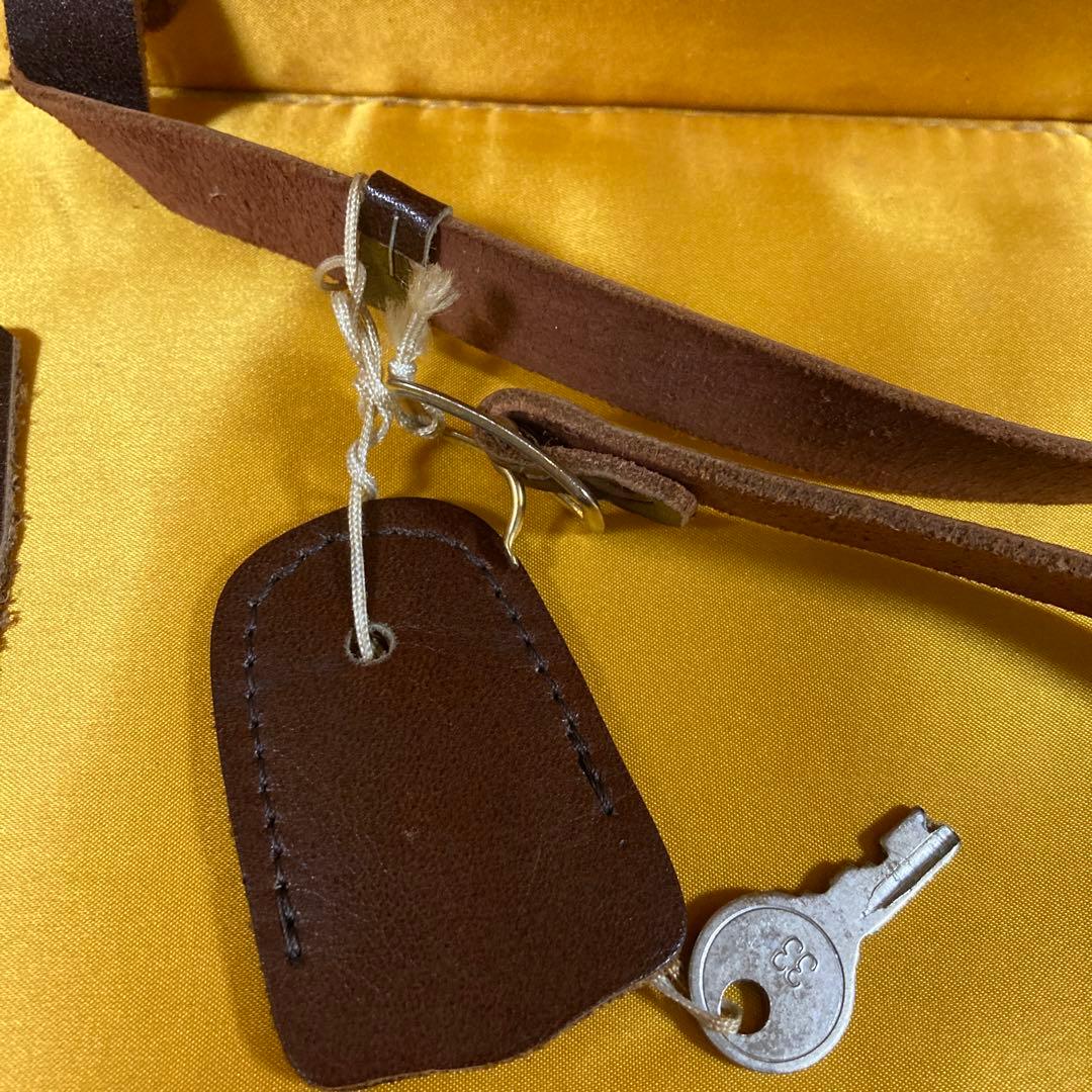 60s ヨーロッパ古着　ビンテージ 本革　トランク　トラベルバック　真鍮金具