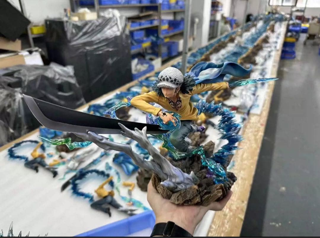 ワンピース　トラファルガー・ロー　 ガレージキット　フィギュア　完成品