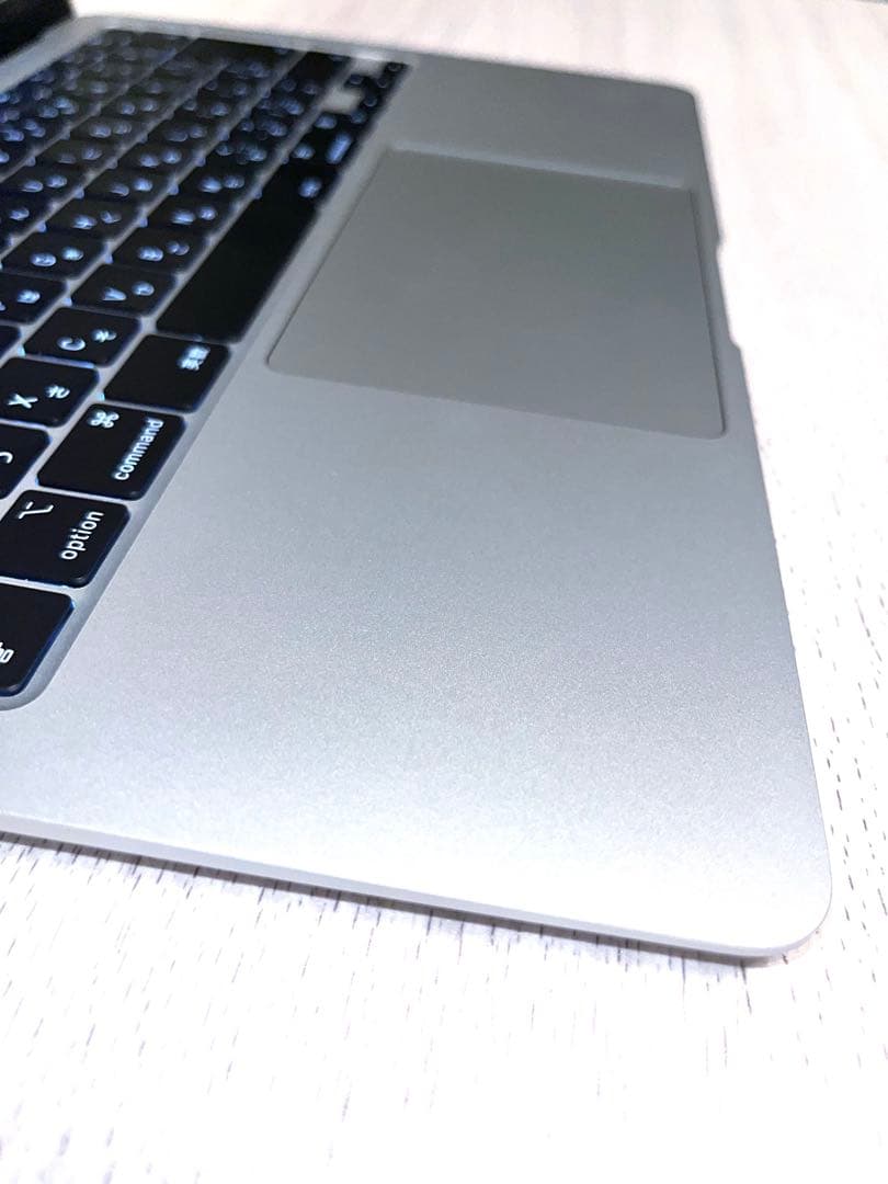 MacBook Air 2020 M1 / 1TB / 16GB / 13インチ