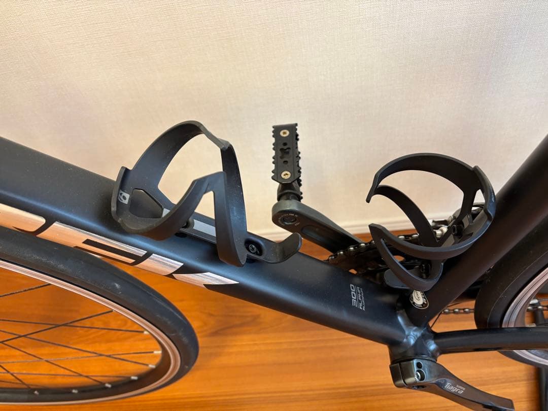 EMONDA ALR4 BLK サイズ54