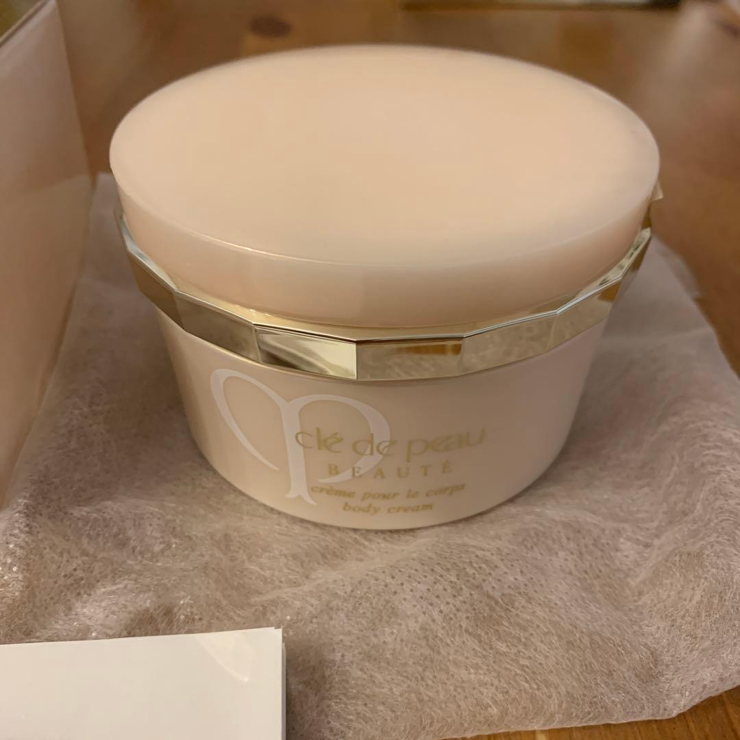 【新品】クレドポーボーテ クレームプールルコール 200g