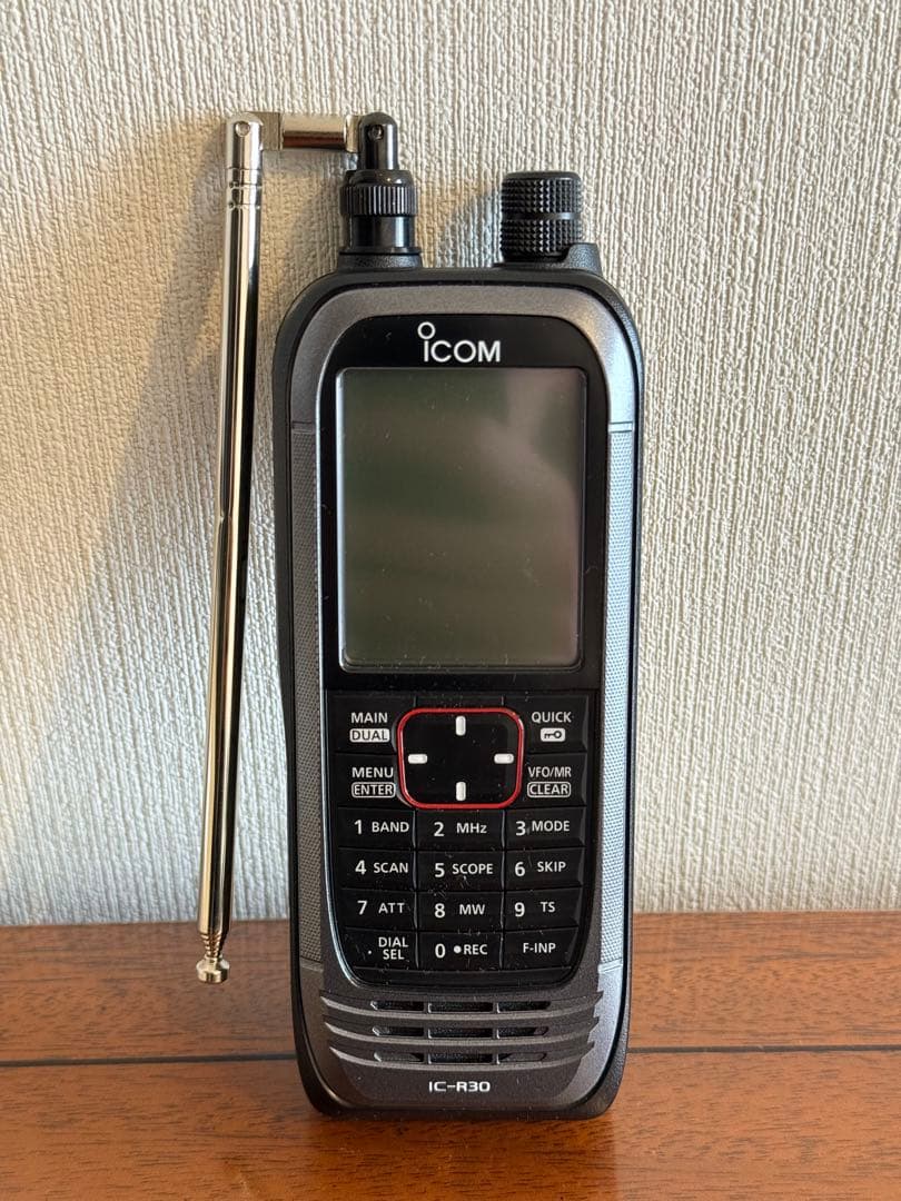 アイコム(ICOM)広帯域ハンディレシーバー IC-R30