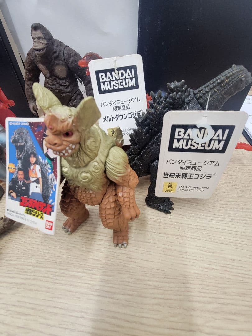 s*h様 ゴジラ フィギュア 怪獣 ソフビ まとめ売り