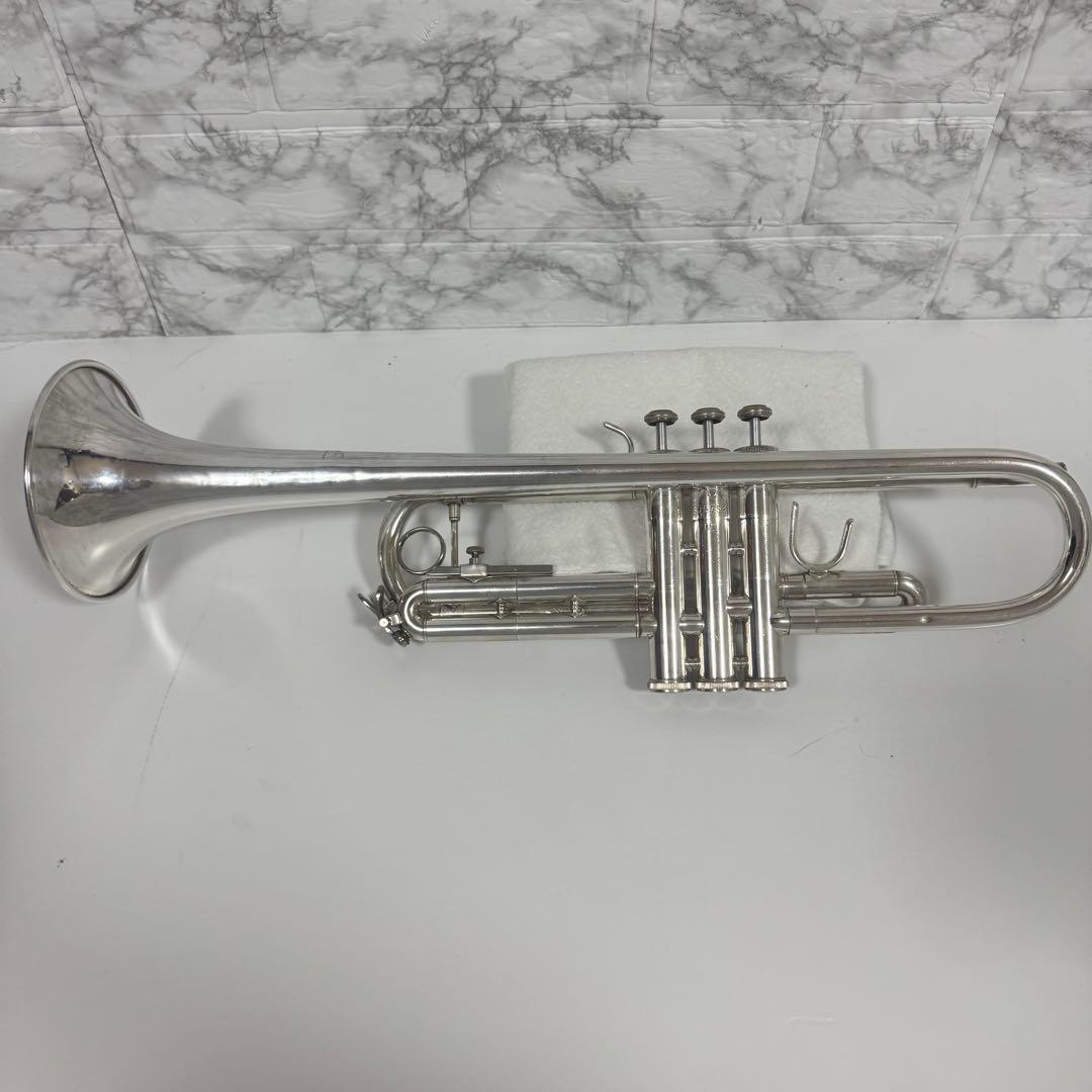 Bach バック　トランペット　TR-300 マウスピースミュート付き　管内洗浄