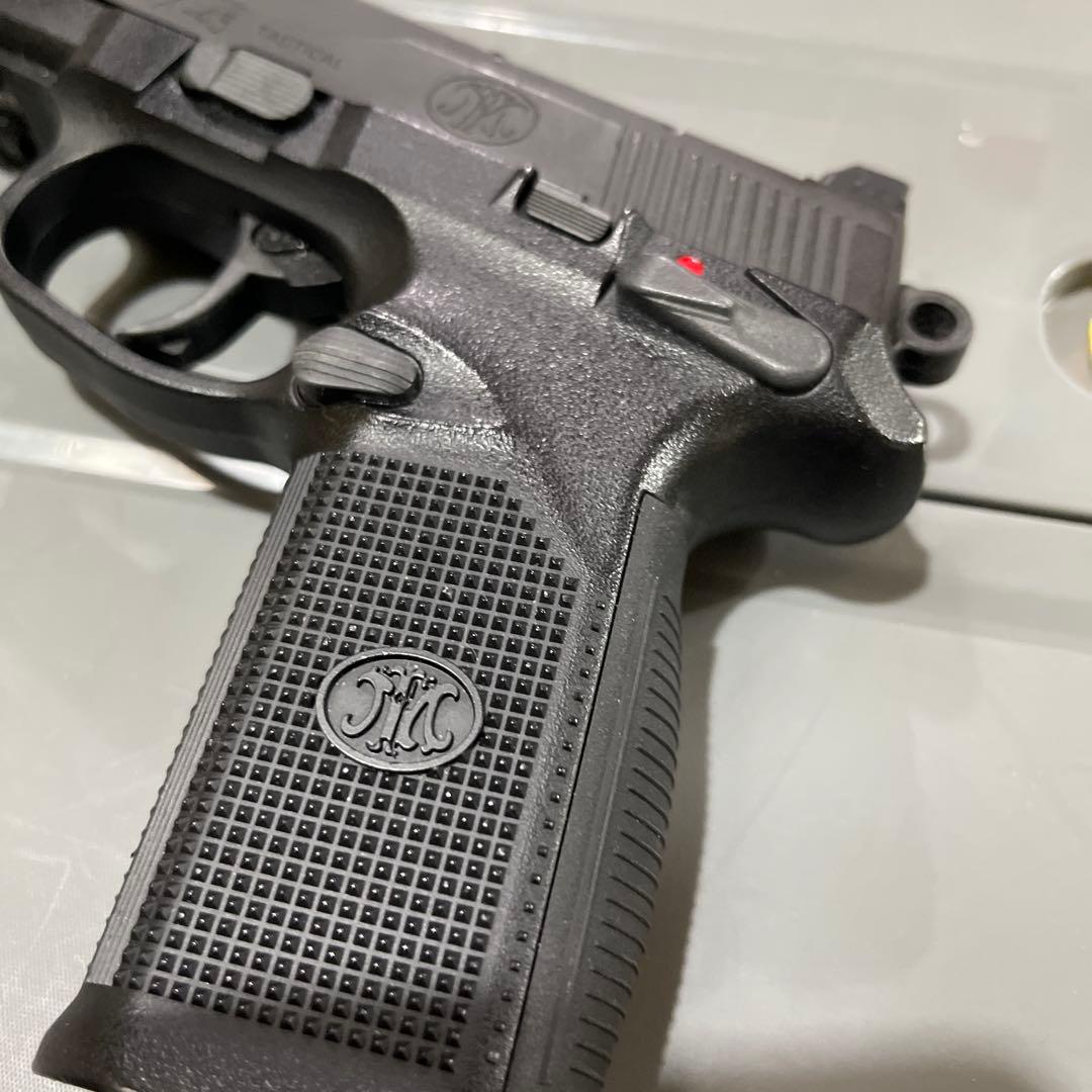 FNX-45 Tactical ガスガン 2本マガジン付き 東京マルイ
