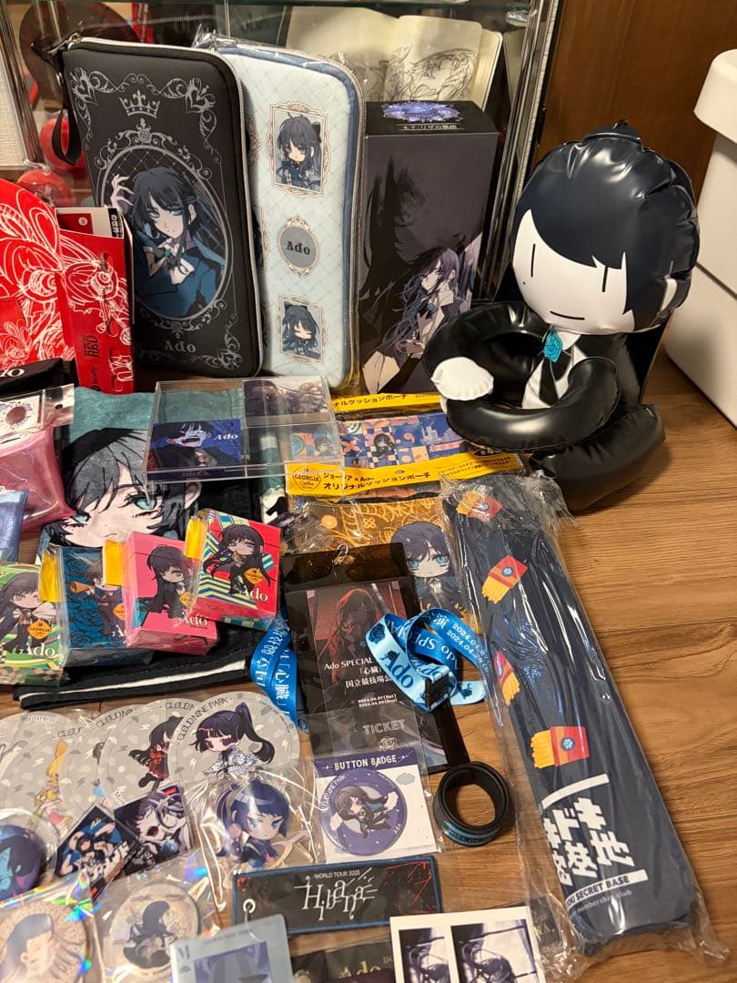 Ado 缶バッジ アクリルキーホールダー 特典 グッズ まとめ