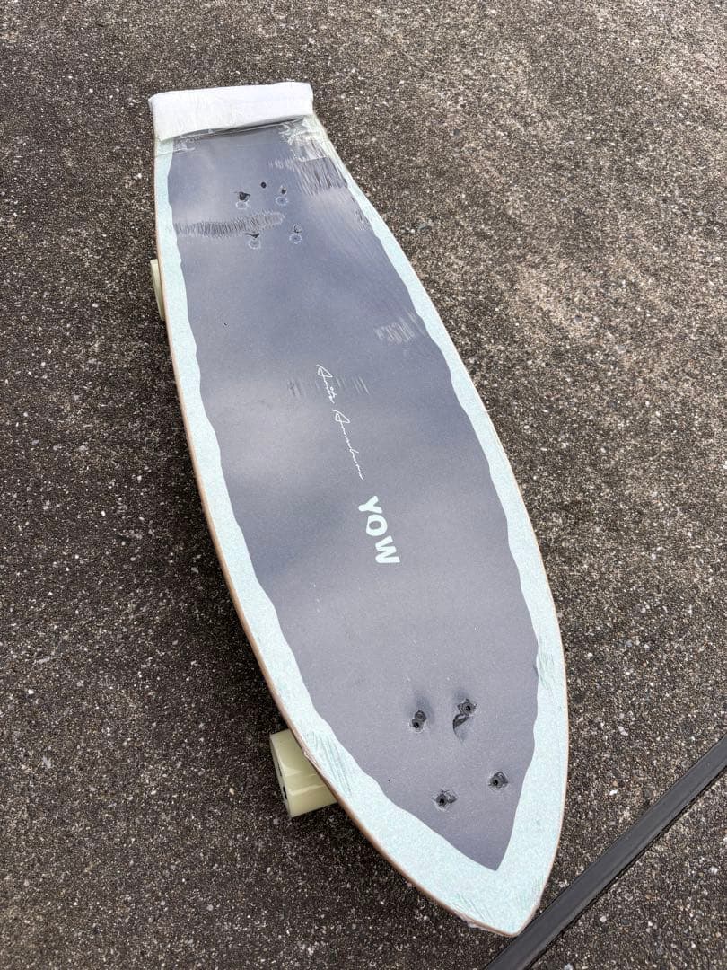 新品未使用yow アリツ・アランブル 32.5 ヤウ スケート サーフ