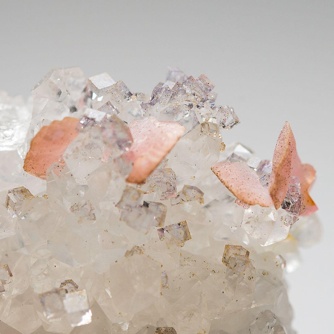 中国 ロードクロサイト フローライト 天然石 原石 鉱物標本 鉱石 蛍石 713