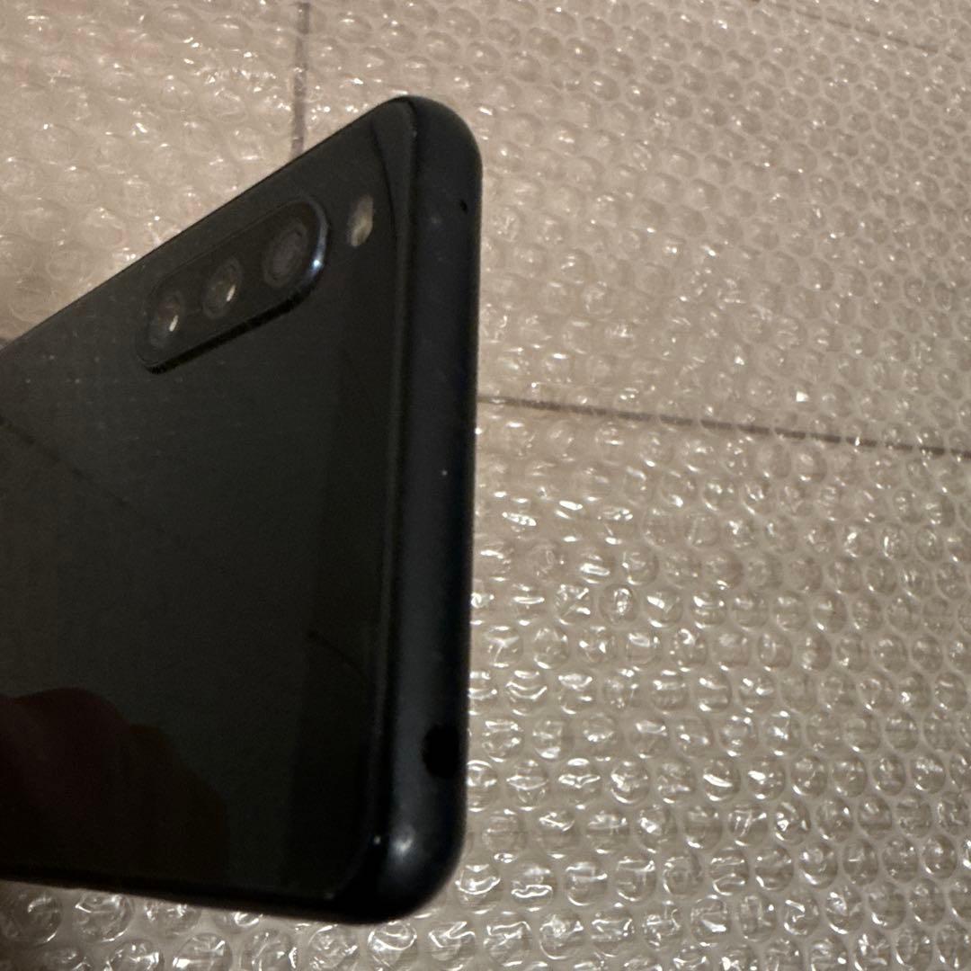 スマートフォン　Xperia SOG04