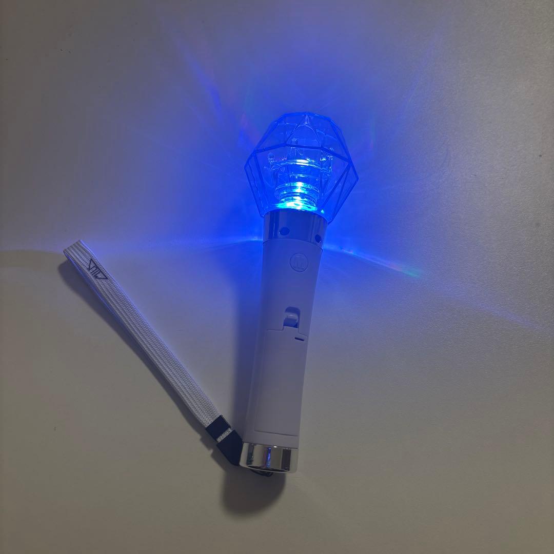 M!LK ミルクラスタル スティック3 ペンライト