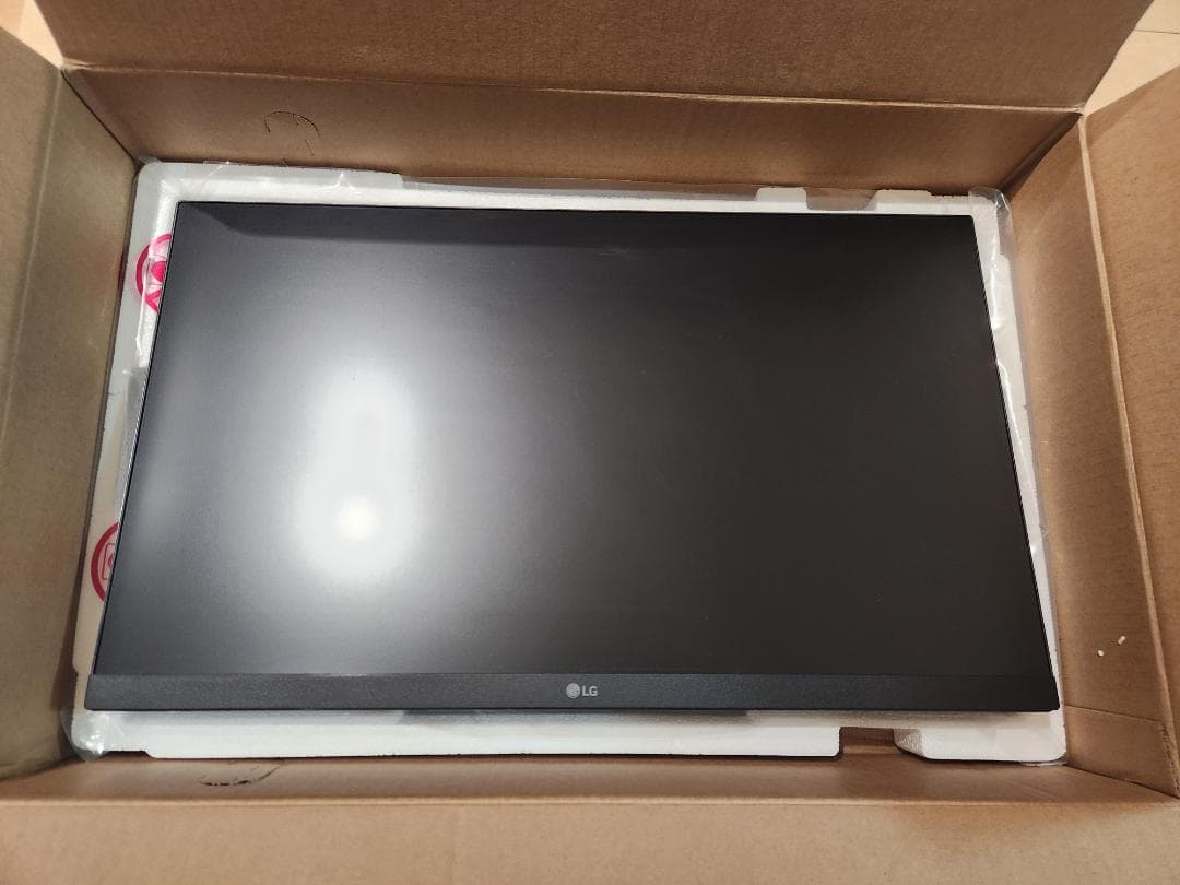 LG UltraGear 24GN600-B 23.8インチ 144hz