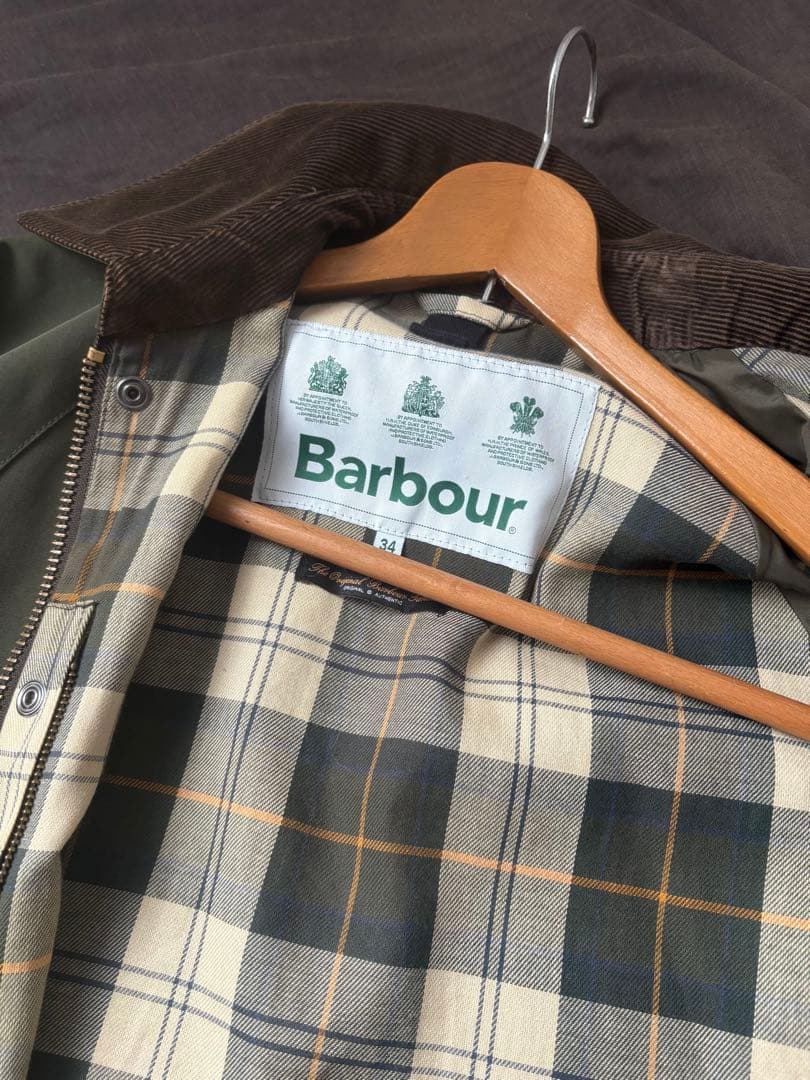 Barbour オリーブジャケット