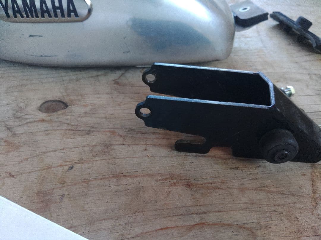 tw200 アルミピーナッツタンク　ビッグシーダー