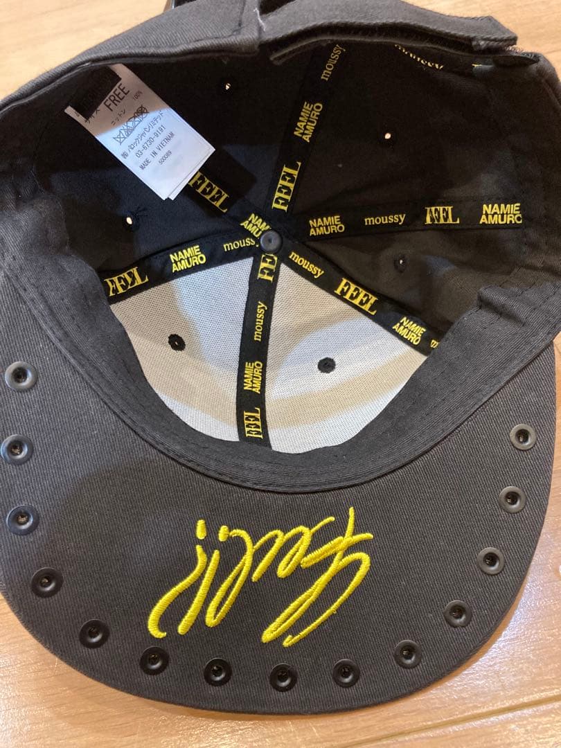 安室奈美恵　FEELライブグッズ　ニット帽　キャップ3点セット