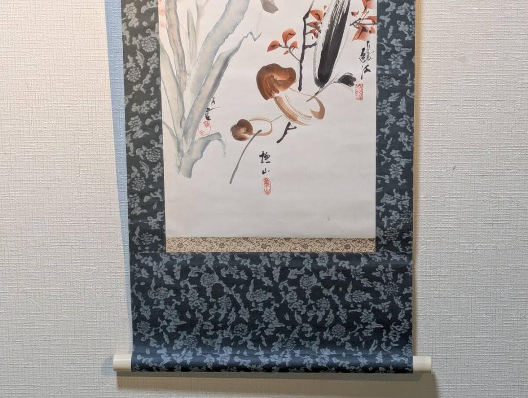 【真作】掛軸　共作掛軸　四君子花卉図　蘭梅竹菊　水墨淡彩画　合箱入　T82