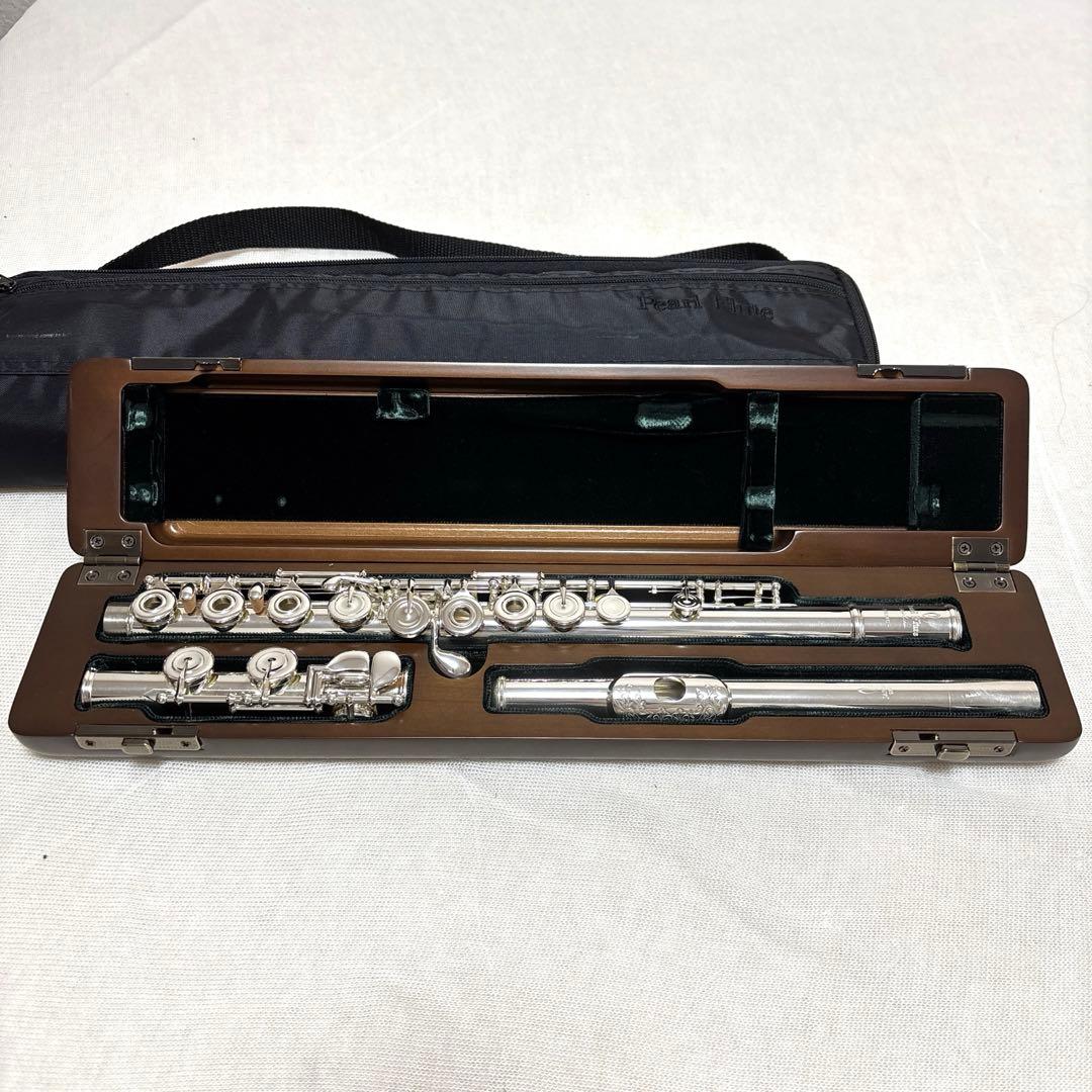 Pearl Flute　使用期間約1年　頭部管銀製　彫刻あり　リングキイ