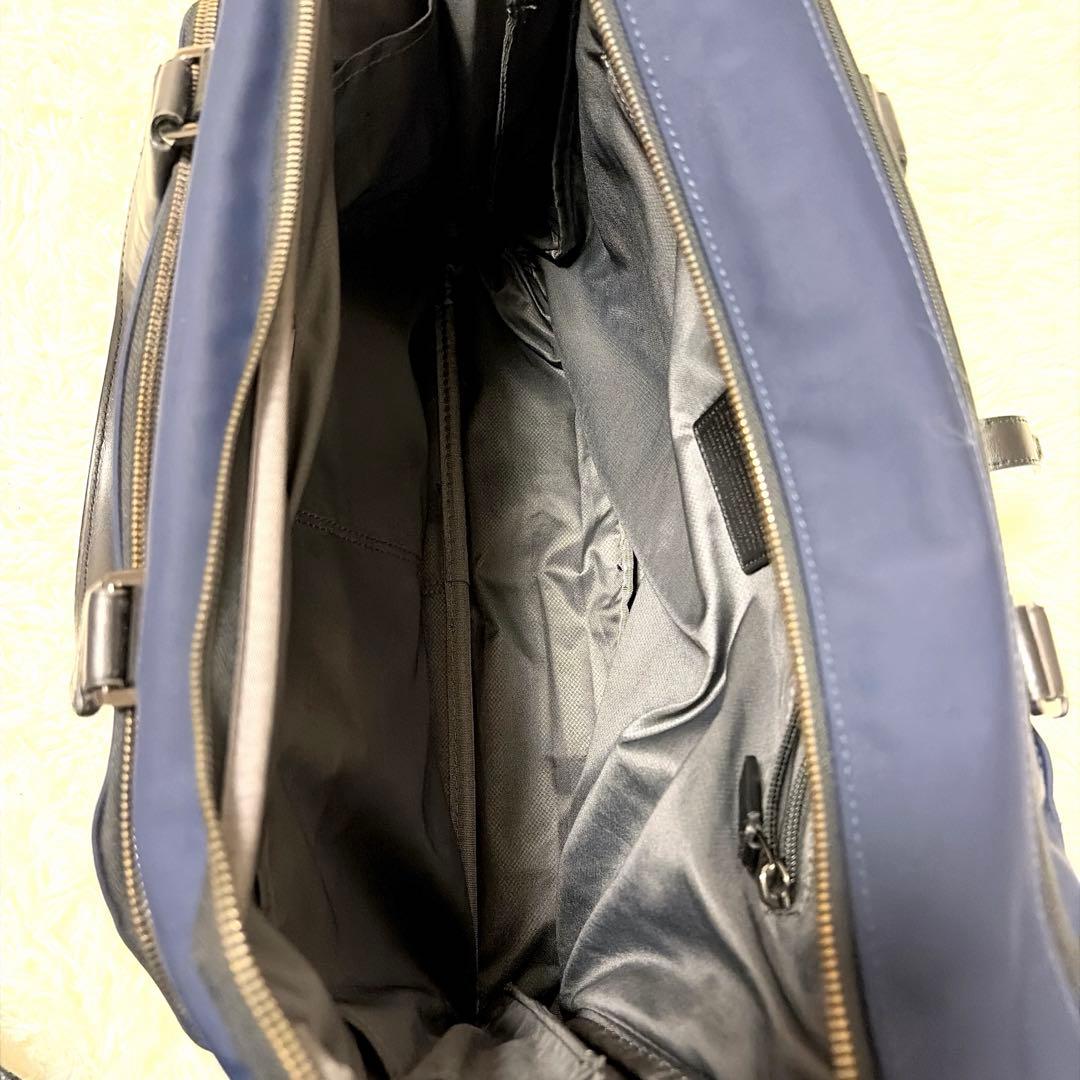 TUMIビジネスバックHarrisonサニーコンバーチブル・ブリーフ