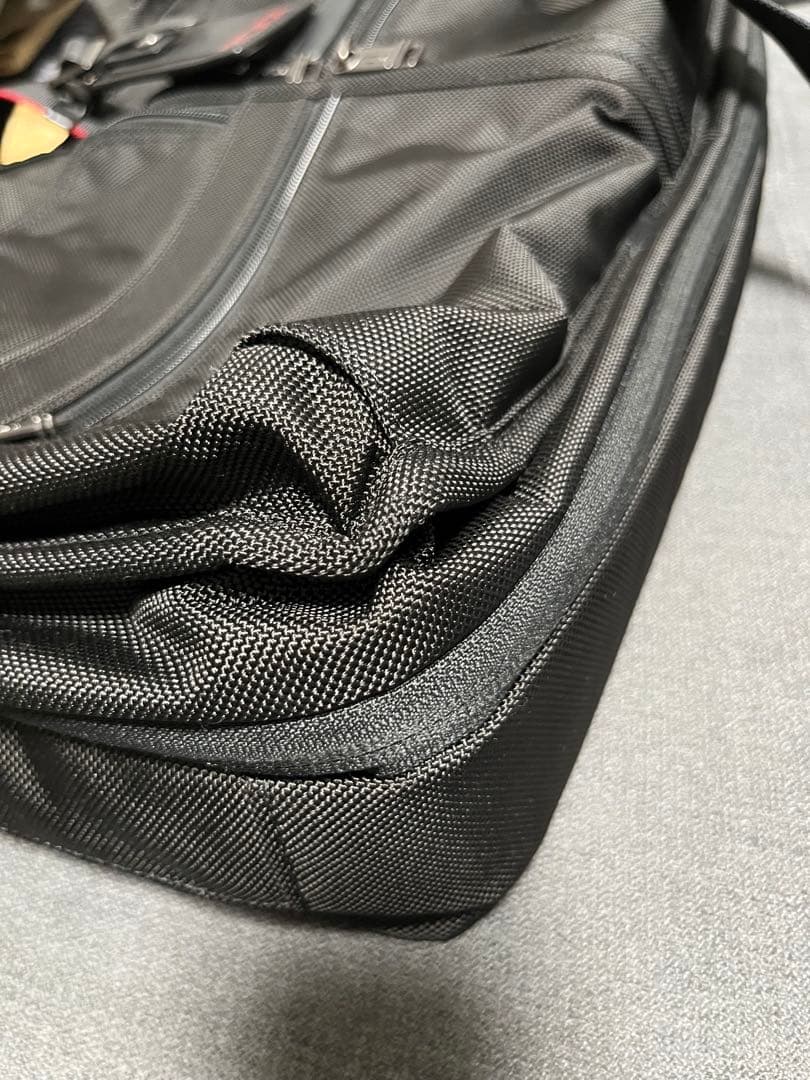 TUMI ブラック ビジネスバッグ　美品