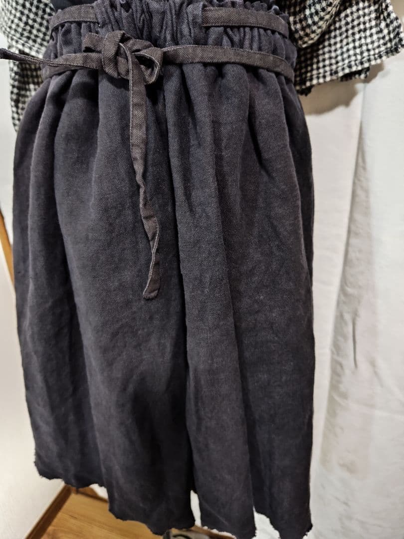 鉄刀木　daniela gregis ヘビーリネン100スカート　新品