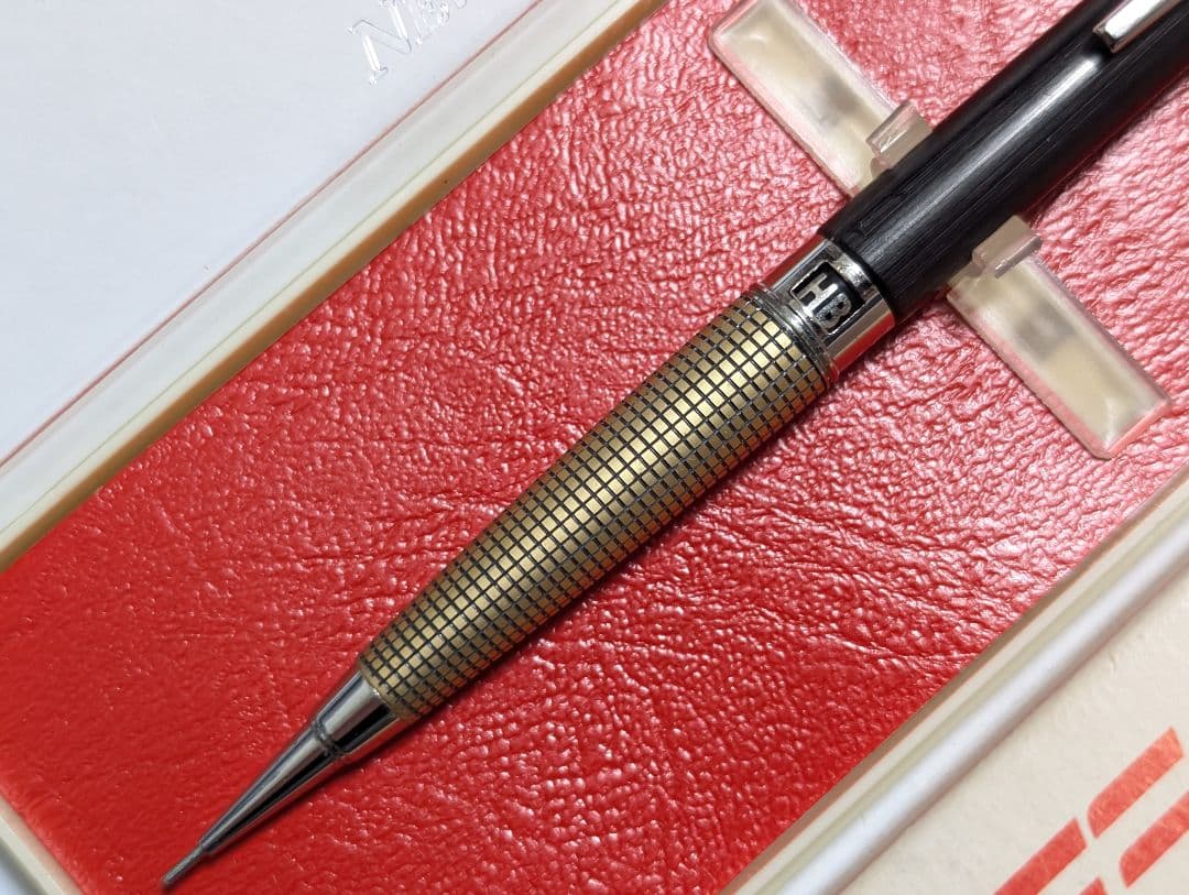 Newman　廃盤シャープペンシル　製図用　木目調　ニューマン　0.3mm