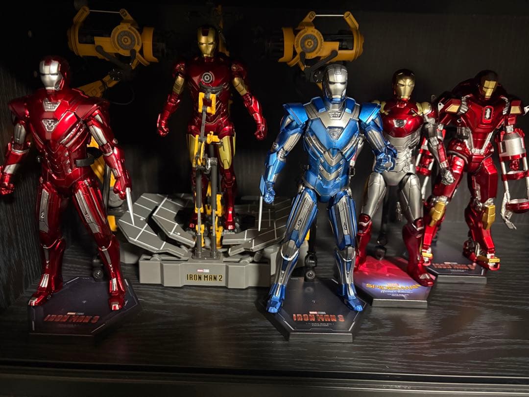 zdtoys アイアンマン　フィギュア