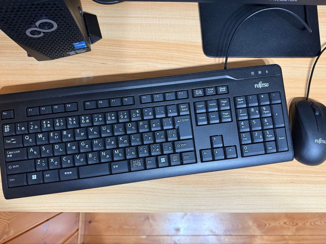 富士通　 ESPRIMO D7012/NX21 FMVD54068P 1TB