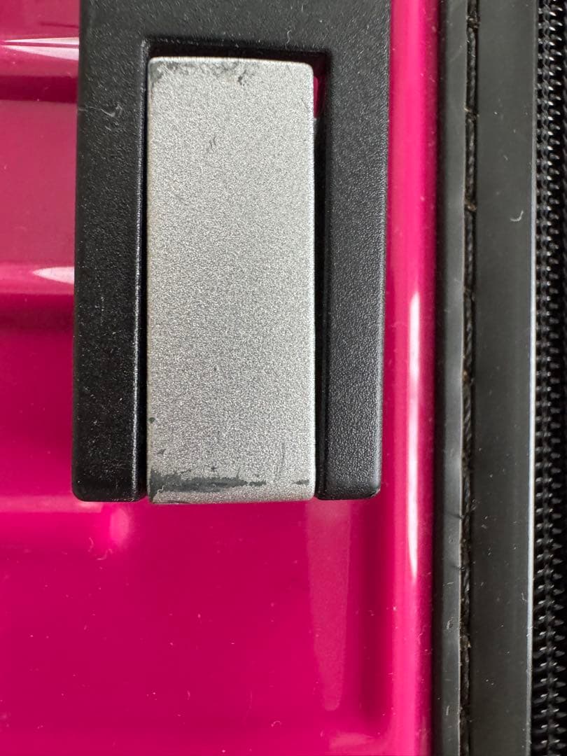 リモワ　サルサデラックス　4輪　機内持ち込み　ルビーレッド(ハワイ限定色)