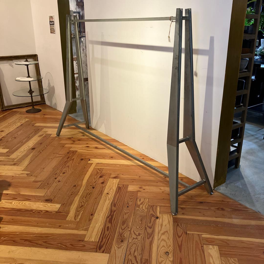 アンティーク　シルバーハンガーラック　店舗向け