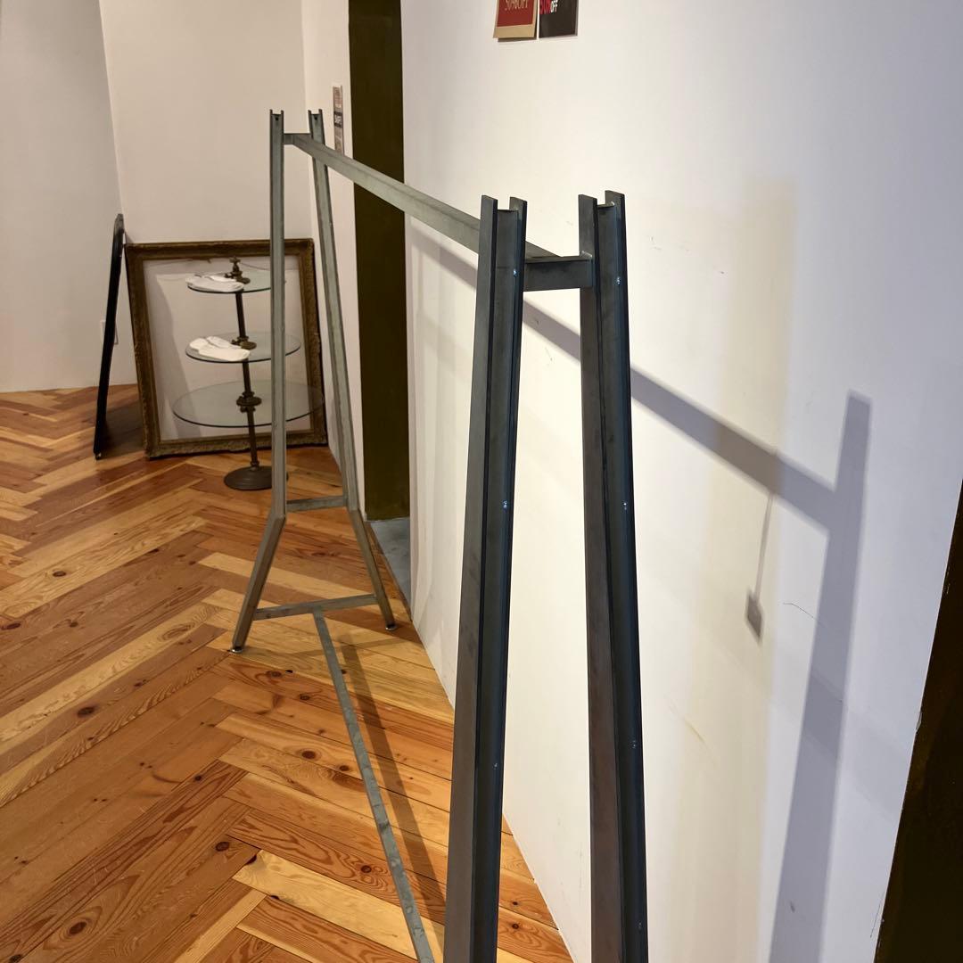 アンティーク　シルバーハンガーラック　店舗向け