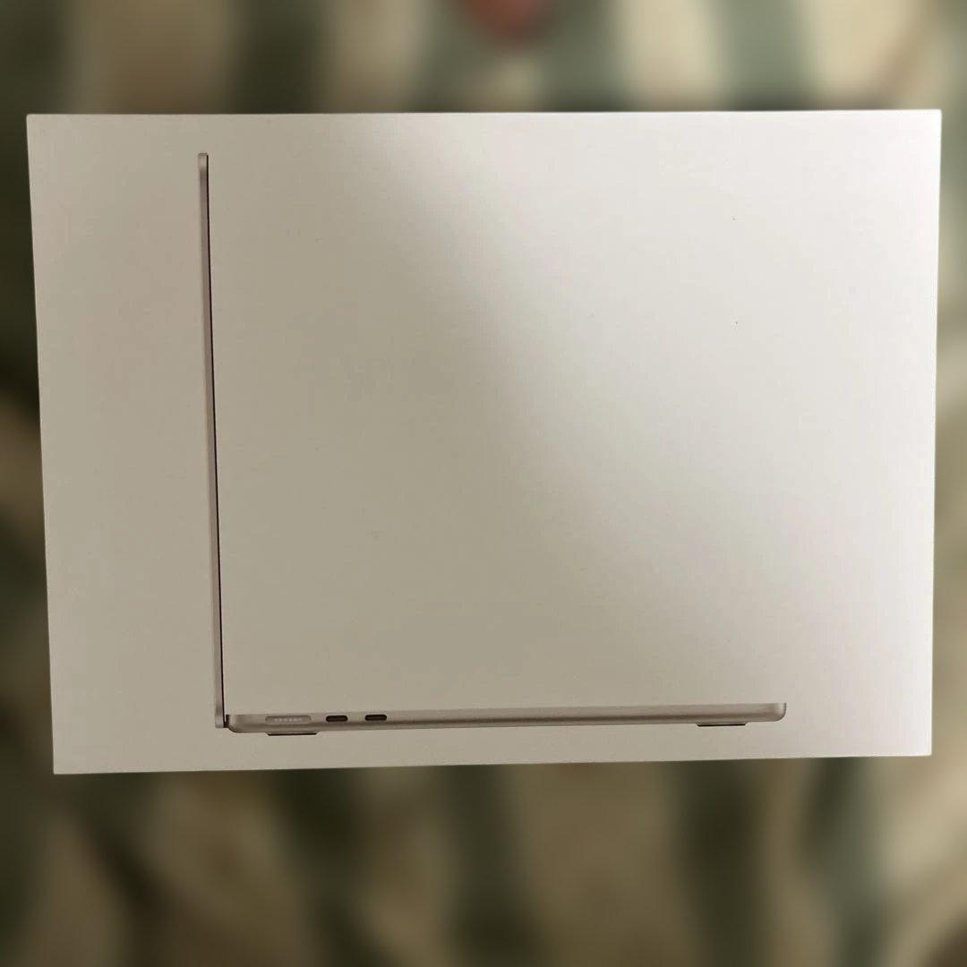 Apple MacBookAir M2 スターライト