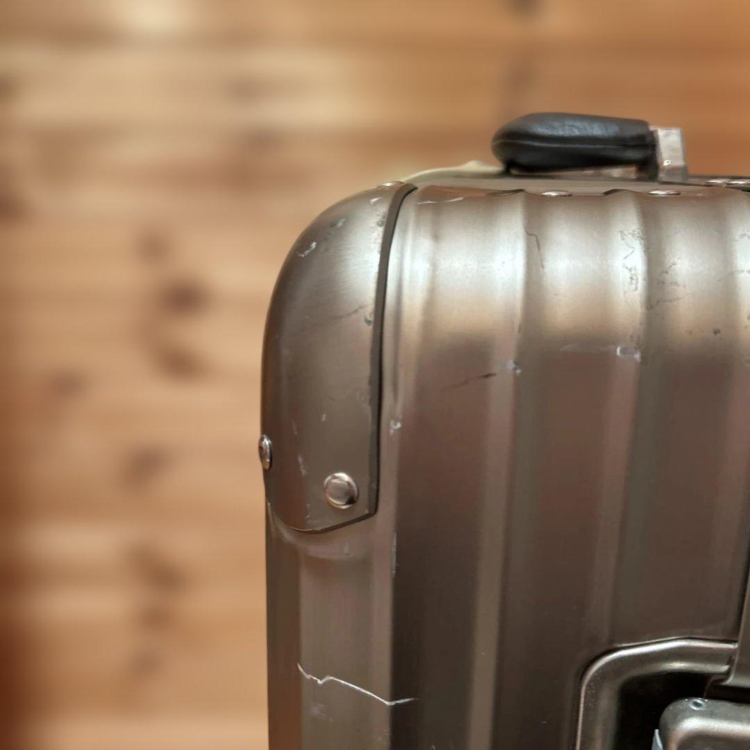 【匿名配送】RIMOWA リモア　シャンパンゴールド スーツケース