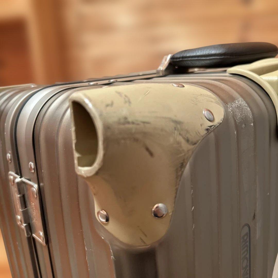 【匿名配送】RIMOWA リモア　シャンパンゴールド スーツケース