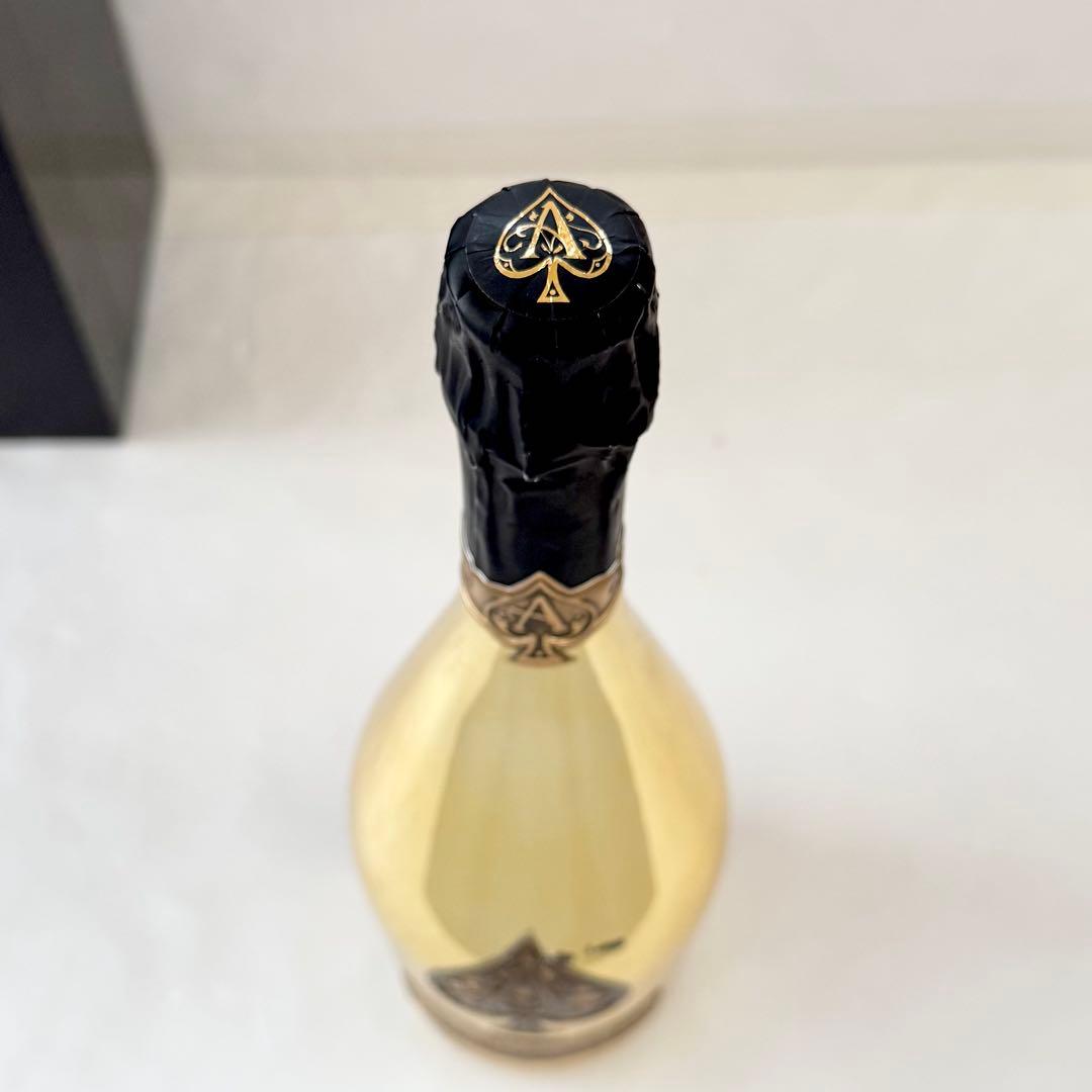 アルマンド ゴールド Armand de Brignac Gold 750ml