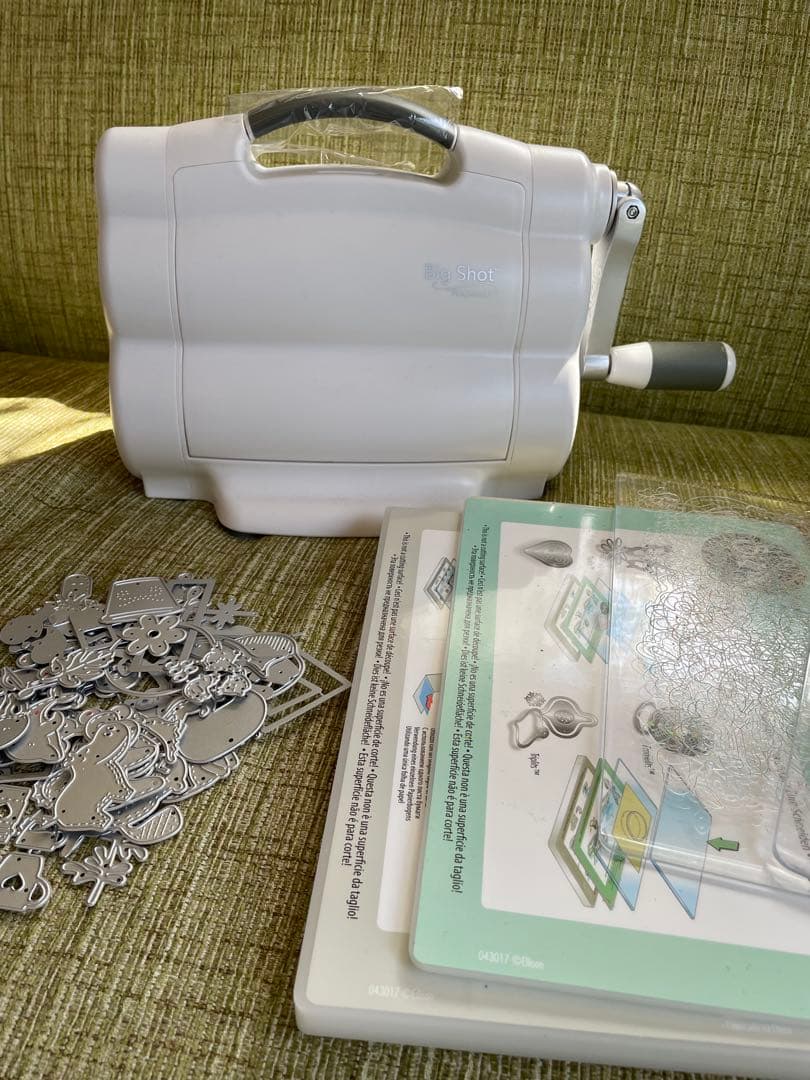 Big Shot ダイカットマシン　シジックス カッティングダイ