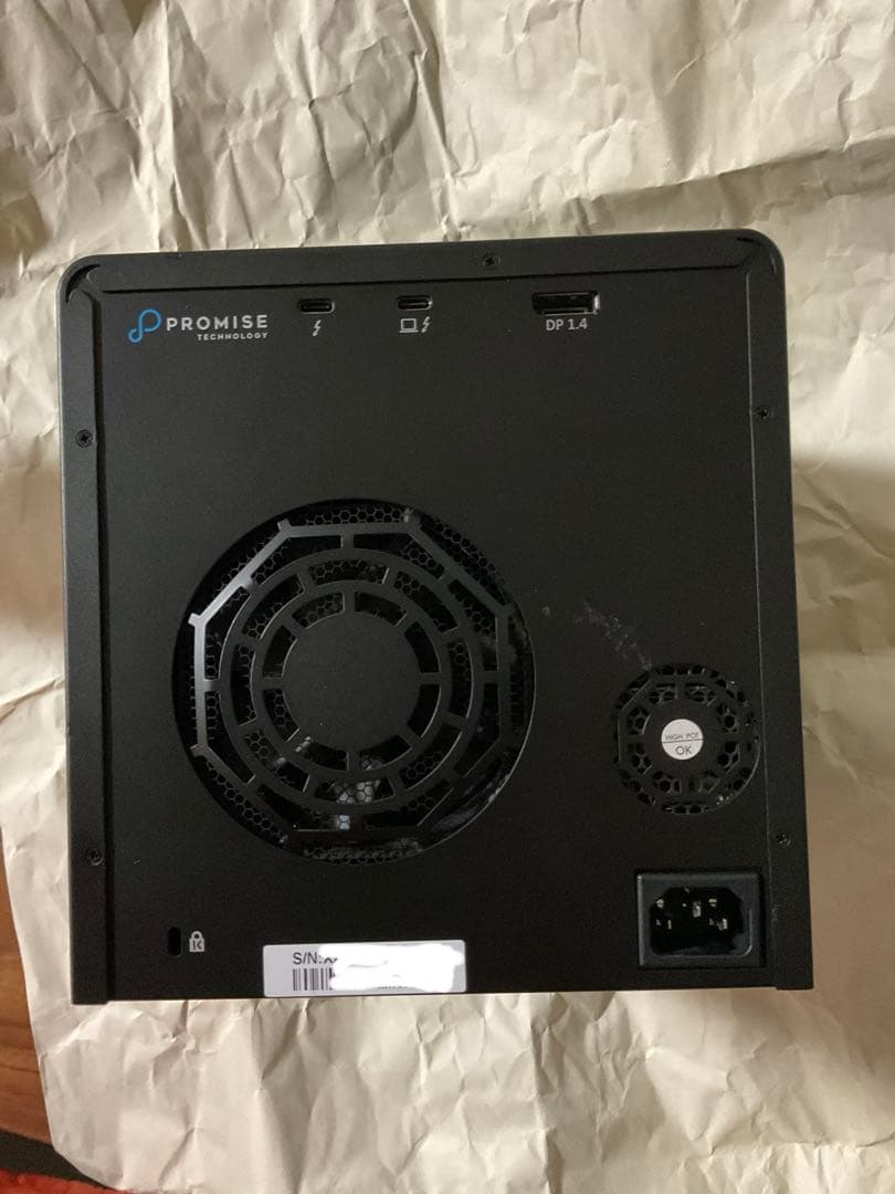 外付けハードディスク・ドライブ PROMISE Pegasus32 R4 16TB HDD 40Gbps TB3