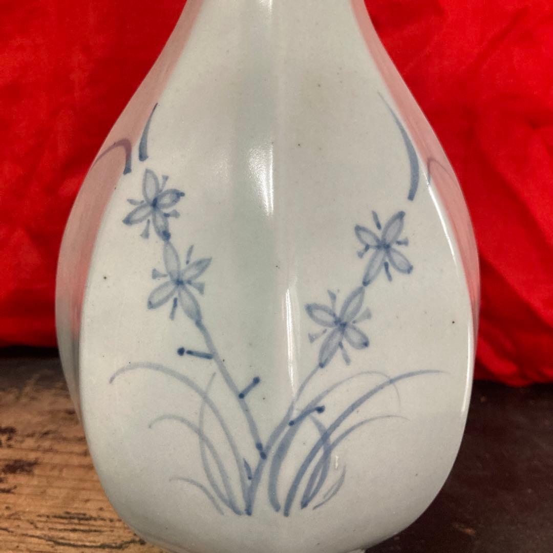 李朝　染付　面取瓶　徳利　秋草文