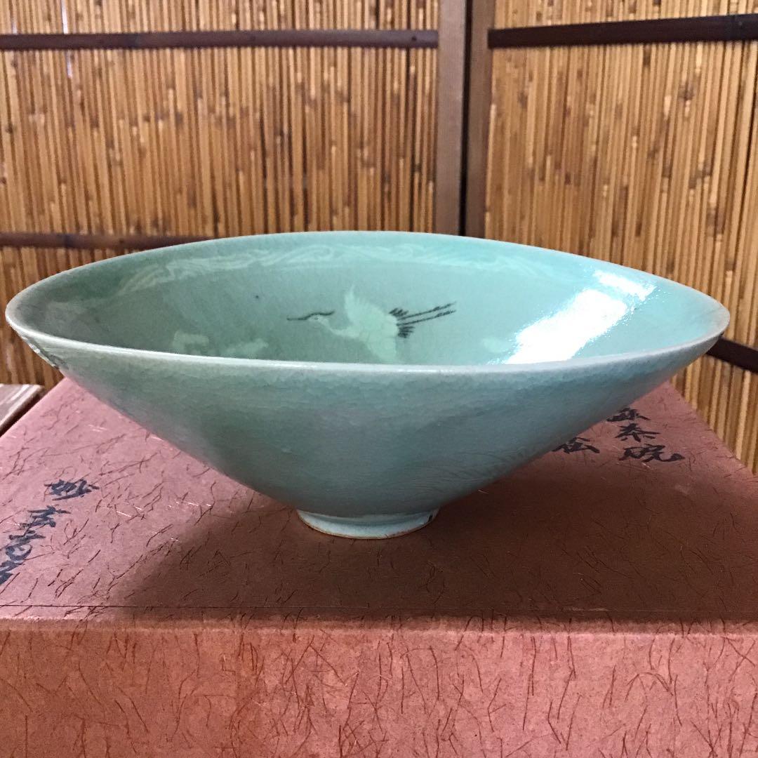 茶道具 茶碗 今渡 雲鶴青磁茶碗 伴松ト号 韓国人間国宝 申相浩 N268ＳＨ