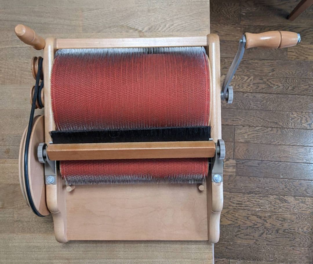 アシュフォード　ワイドドラムカーダー（木製、手廻し、2段階スピード調整）