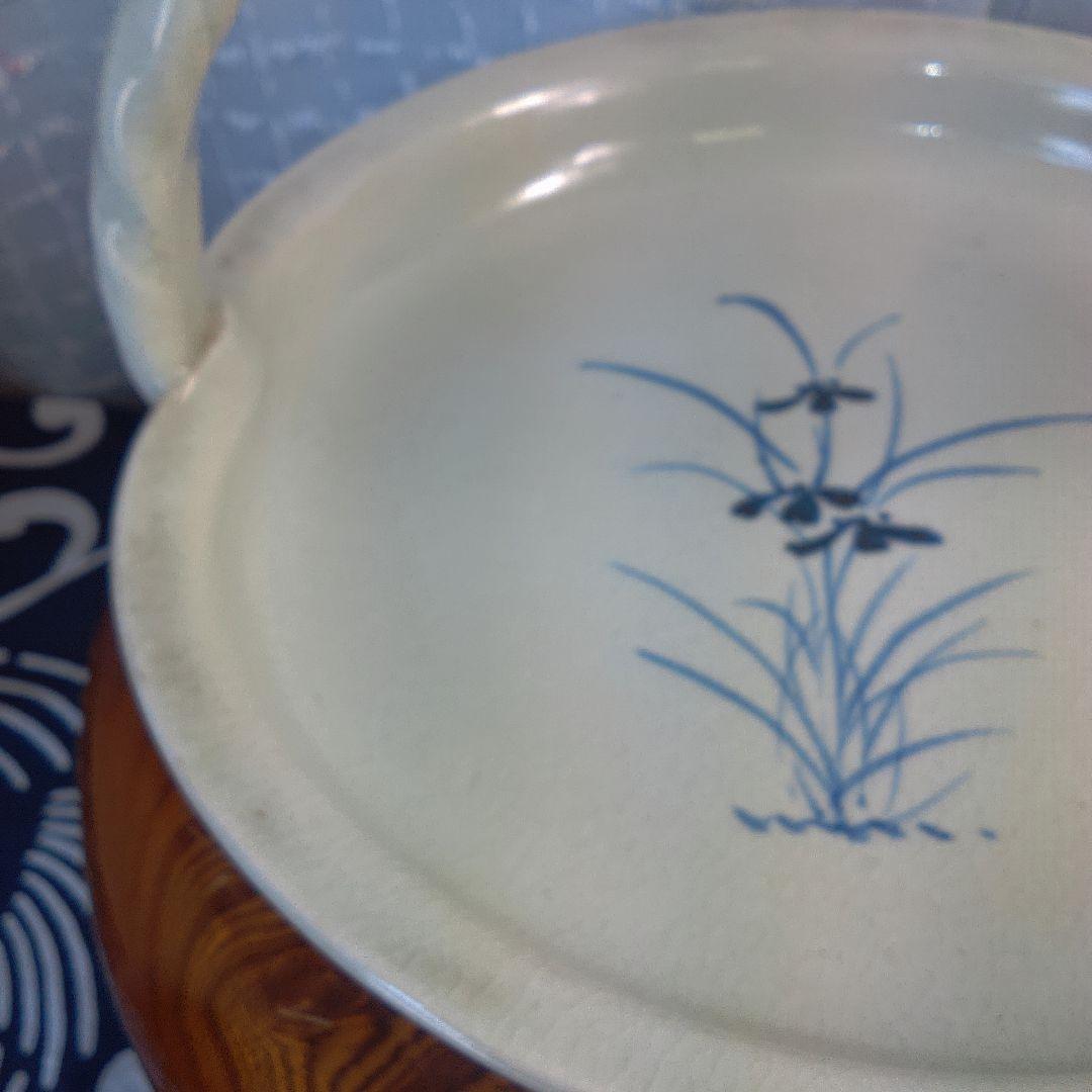 骨董１ 持ち手付き陶器皿 青い花柄中古